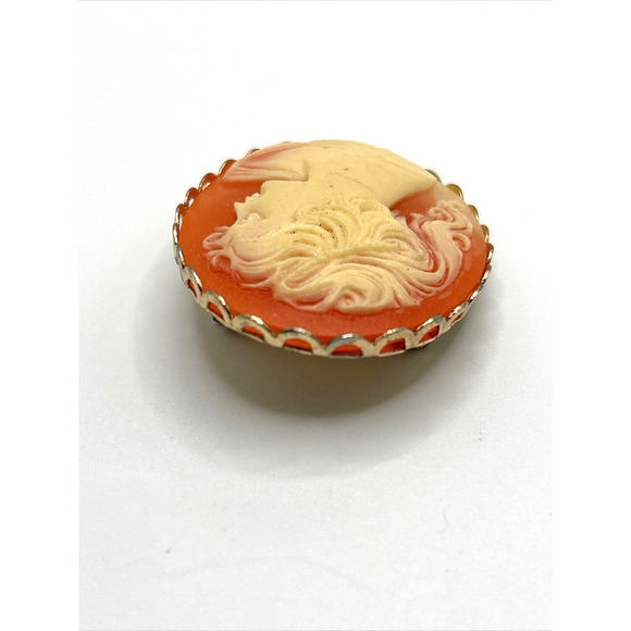 VINTAGE Gold Tone Lady CAMEO Pin Brooch Orange And Cream - Picture 3 of 8
